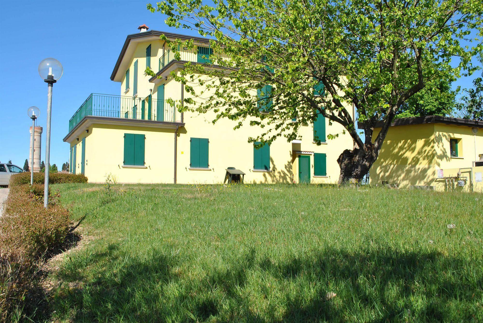 Albergo Quattro Pini San Martino della Battaglia Exterior foto